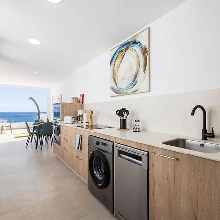 Ocean Confort Pad By Escape Arrieta (Lanzarote)